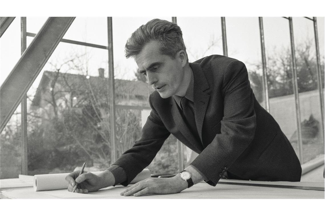 Frei Otto in seinem Atelier in Warmbronn (circa 1969)