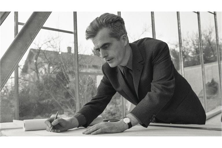 Frei Otto in seinem Atelier in Warmbronn (circa 1969)