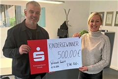 Freuen sich über Spenden: Zlatko Blaskic und seine Unterstützerin Bettina Bell.