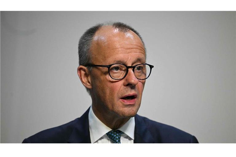 Friedrich Merz (CDU) verteidigt den Rentengesetzentwurf gegen Kritik. (Archivbild)