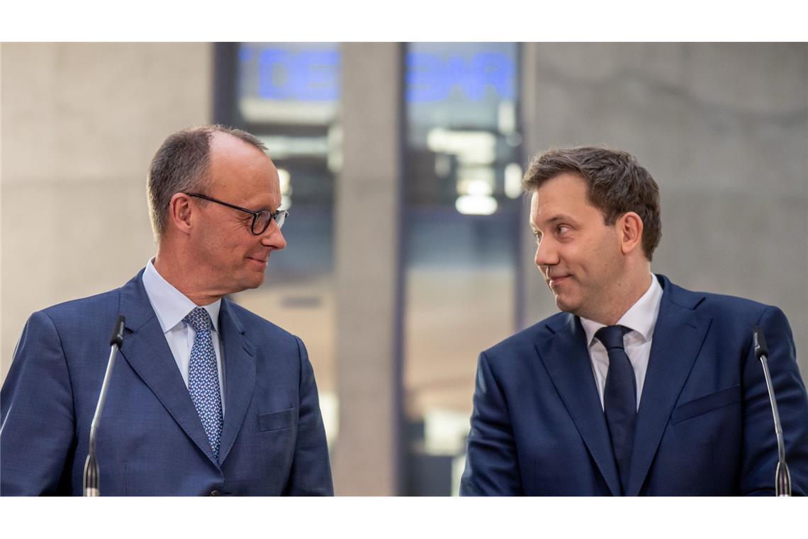 Für Friedrich Merz bleibt ein Hindernis, wenn er Kanzler werden will Friedrich Merz und Lars Klingbeil wollen für Union und SPD in Koalitionsverhandlungen gehen.