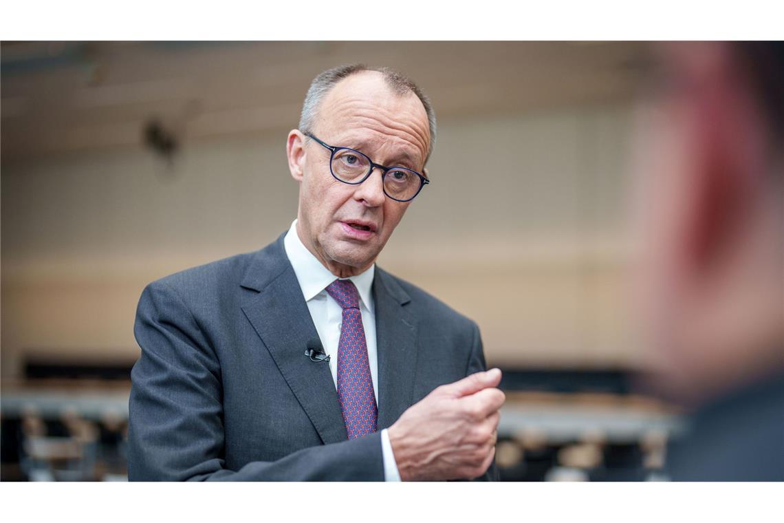 Streit um Leistungswillen - Merz: SPD denkt in Schablonen Friedrich Merz wirft der SPD vor, nur in alten Schablonen zu denken.