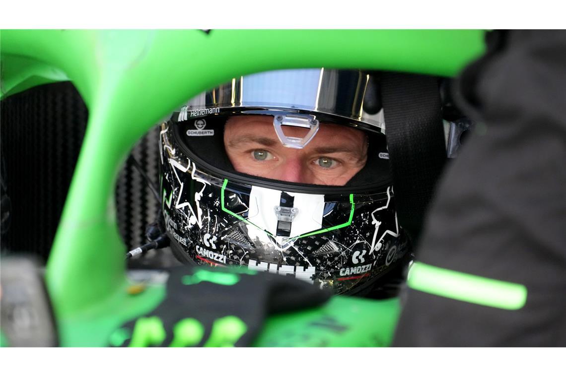 Verstappen wittert Chance bei Regenchaos nach McLaren-Gala Frühes Aus für den einzigen Deutschen