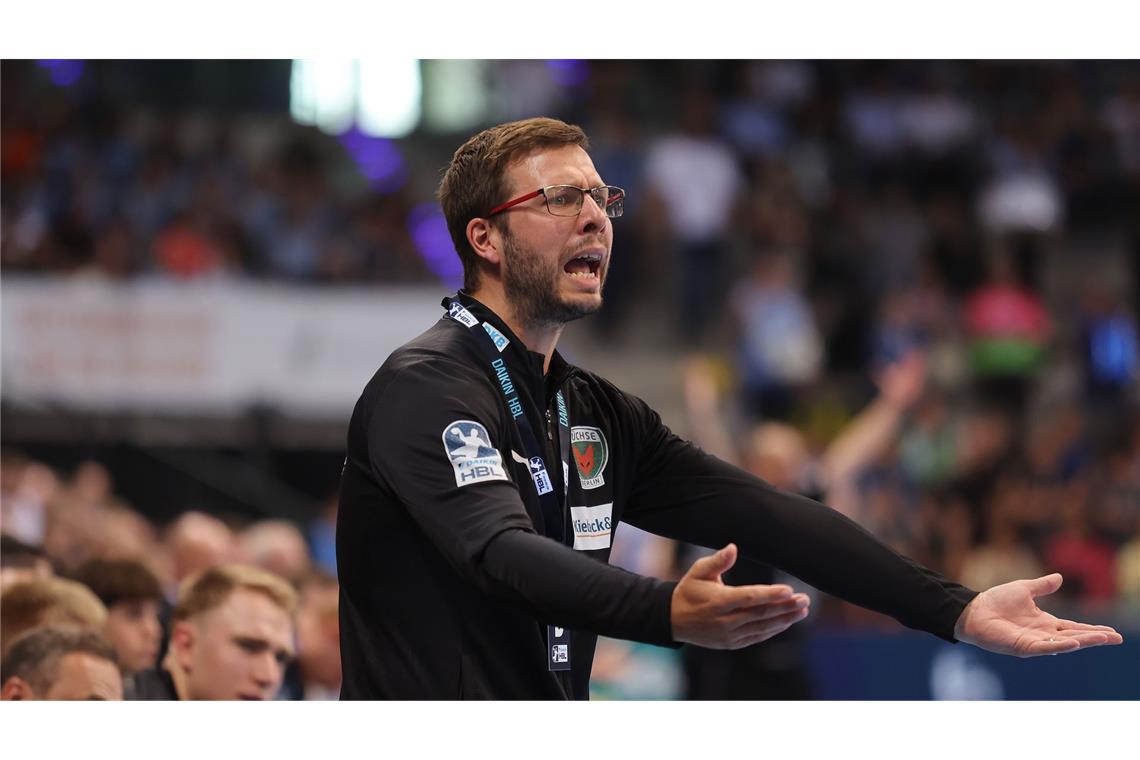 TVB Stuttgart bricht gegen Füchse komplett ein Füchse-Coach Jaron Siewert befindet sich auf Kurs Meisterschaft.