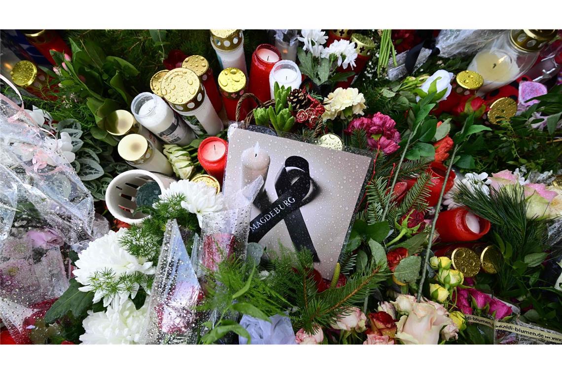 Trauer um Neunjährigen in Floß in der Oberpfalz Fünf Menschen starben bei dem Anschlag, ...