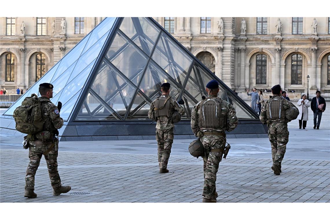 Fünf weitere Verdächtige wurden festgenommen.