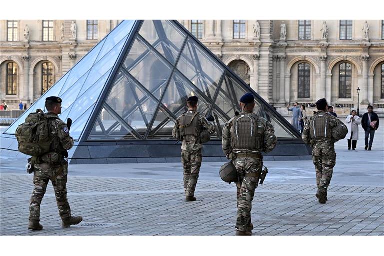 Fünf weitere Verdächtige wurden festgenommen.