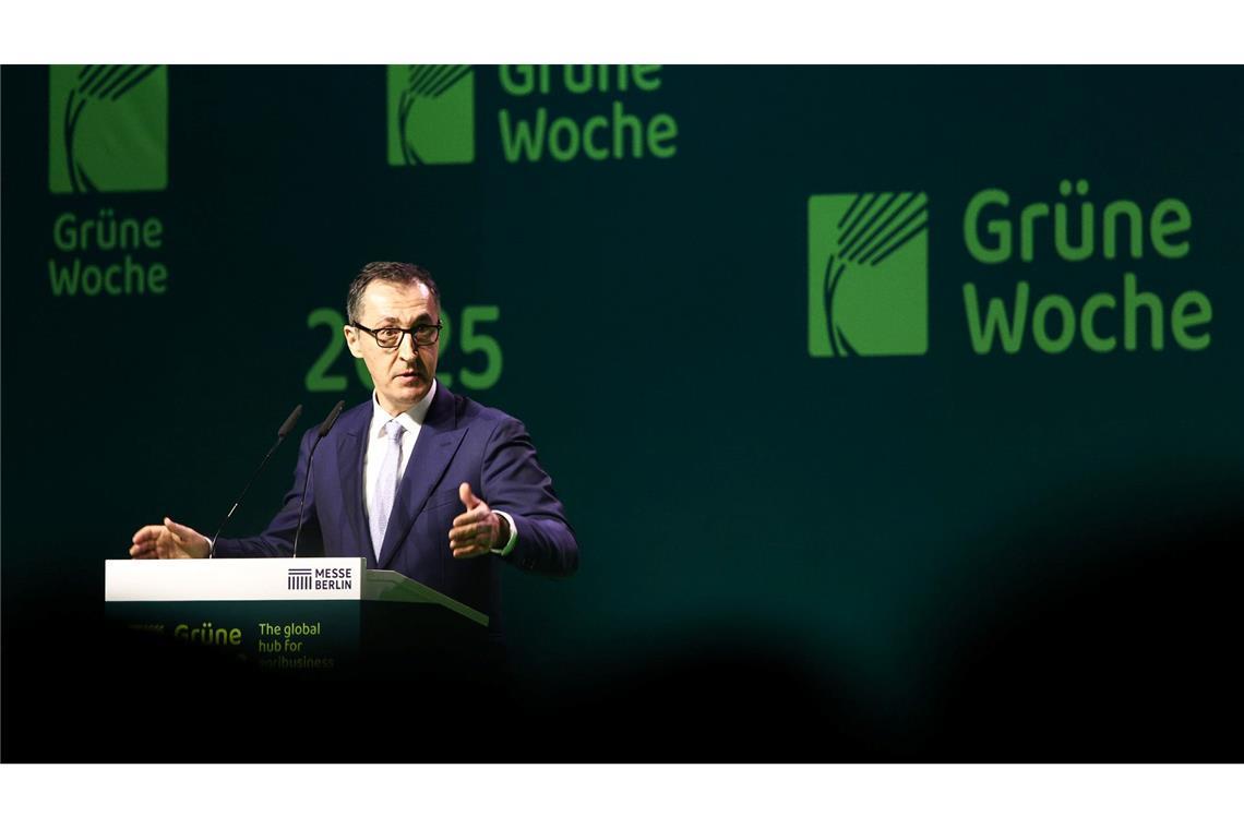 Özdemir eröffnet Grüne Woche - Seuche überschattet Messe Für Cem Özdemir (Grüne) ist es die letzte Grüne Woche in seiner Funktion als Landwirtschaftsminister.