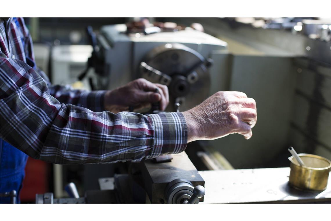 Tausende Maschinenbau-Jobs fallen weg Für das Gesamtjahr rechnet der Verband Deutscher Maschinen- und Anlagenbauer mit einem Abbau von bis zu 10.000 Stellen in Baden-Württemberg.