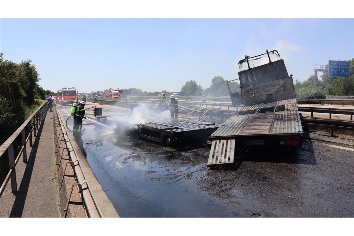 Kreuz Walldorf fast frei – nun A6 Richtung Mannheim gesperrt Für den Fahrer des Lkws kam jede Hilfe zu spät.