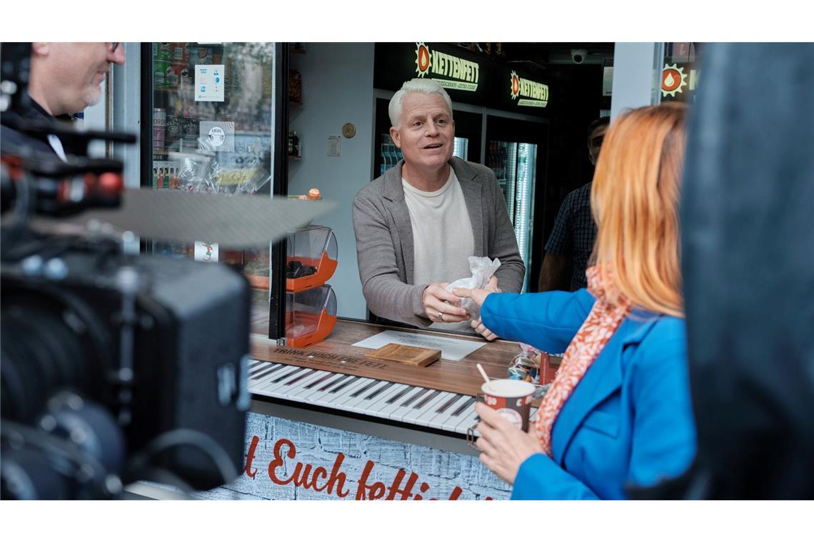 Geliebt von Großstädtern - "Kiosk-Kult" auf 3sat Für den Kölner Comedian Guido Cantz ist der Kiosk ein Ort des Austausches.
