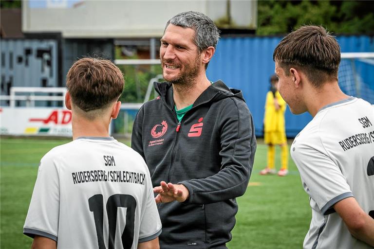 Für Manuel Stammler ist die Entwicklung von Jugendlichen und Kindern mithilfe des Sports eine Herzensangelegenheit. Foto: Alexander Becher