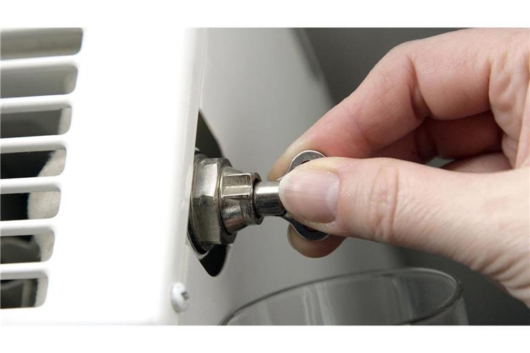 Für viele Heizungen braucht man einen so genannten Entlüfterschlüssel.