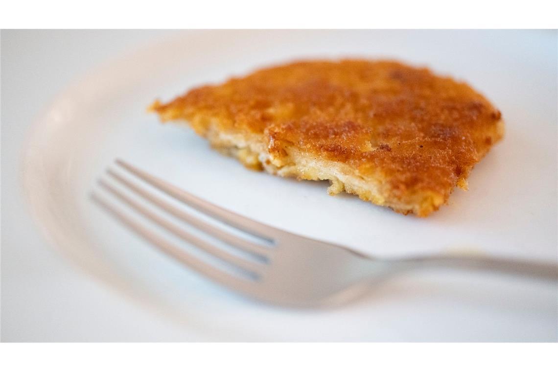 Darf ein Schnitzel aus Soja sein? Für zahlreiche Verbraucher in Deutschland gehört vegetarischer Fleischersatz zum Alltag.