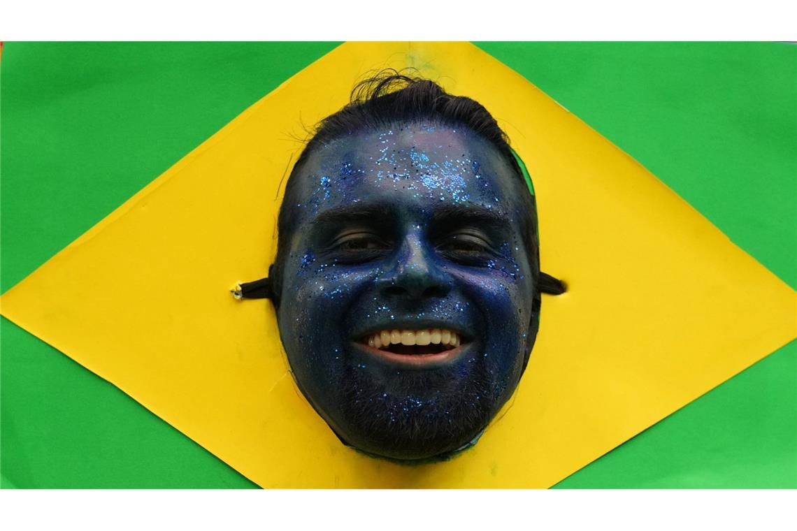 Fußball-WM - ein brasilianischer Fan feiert