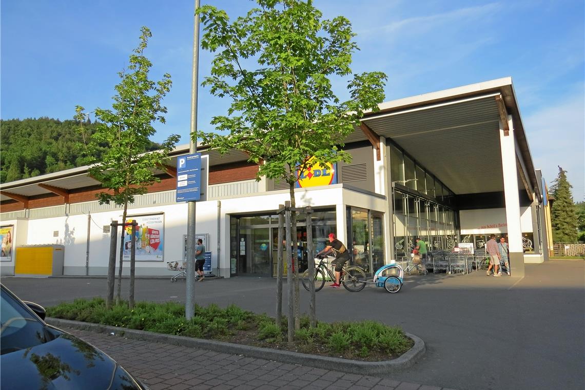 Gar keine schlechte Idee: Wenn es möglich ist, zum Einkauf einfach mit dem Fahrrad kommen. Foto: Christine Schick