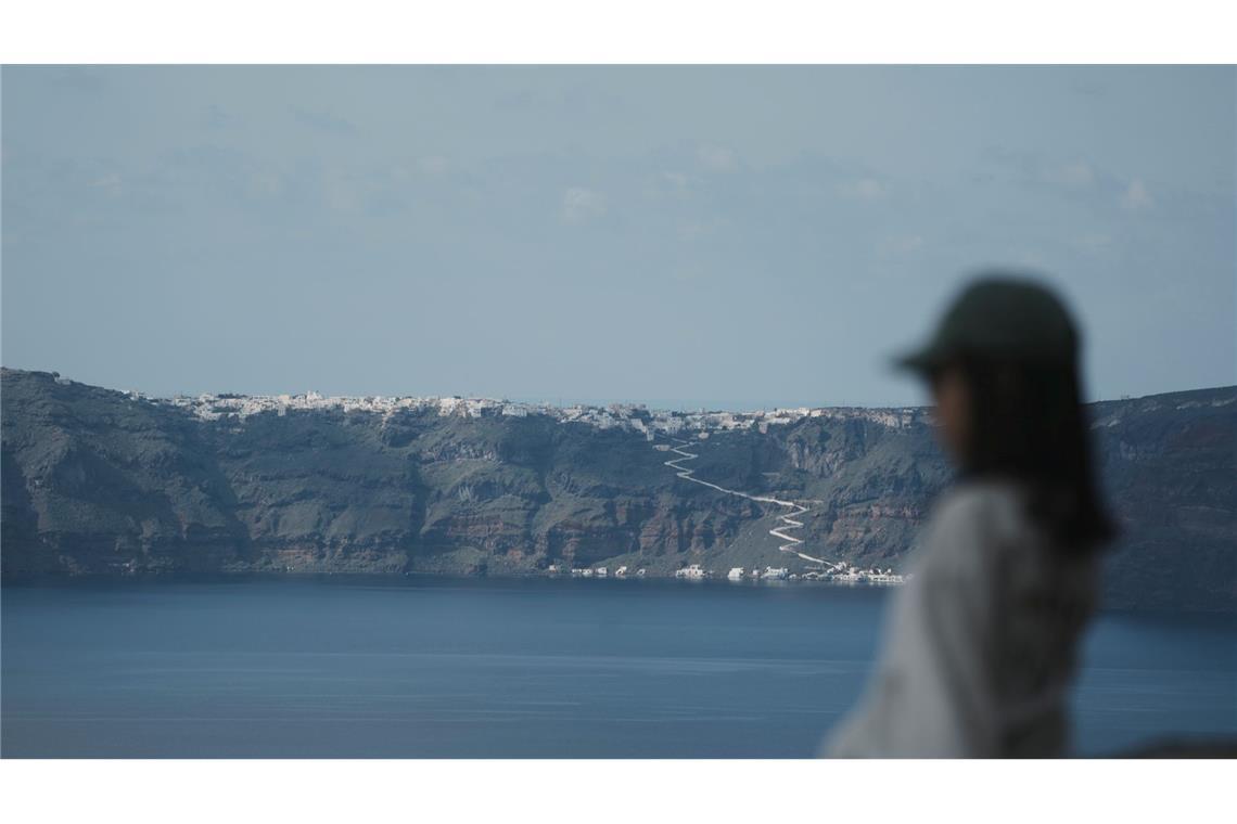 Kommt das große Beben? Menschen flüchten von Santorini Gefährliche Idylle: Auf Santorini bebt es derzeit alle fünf bis zehn Minuten.