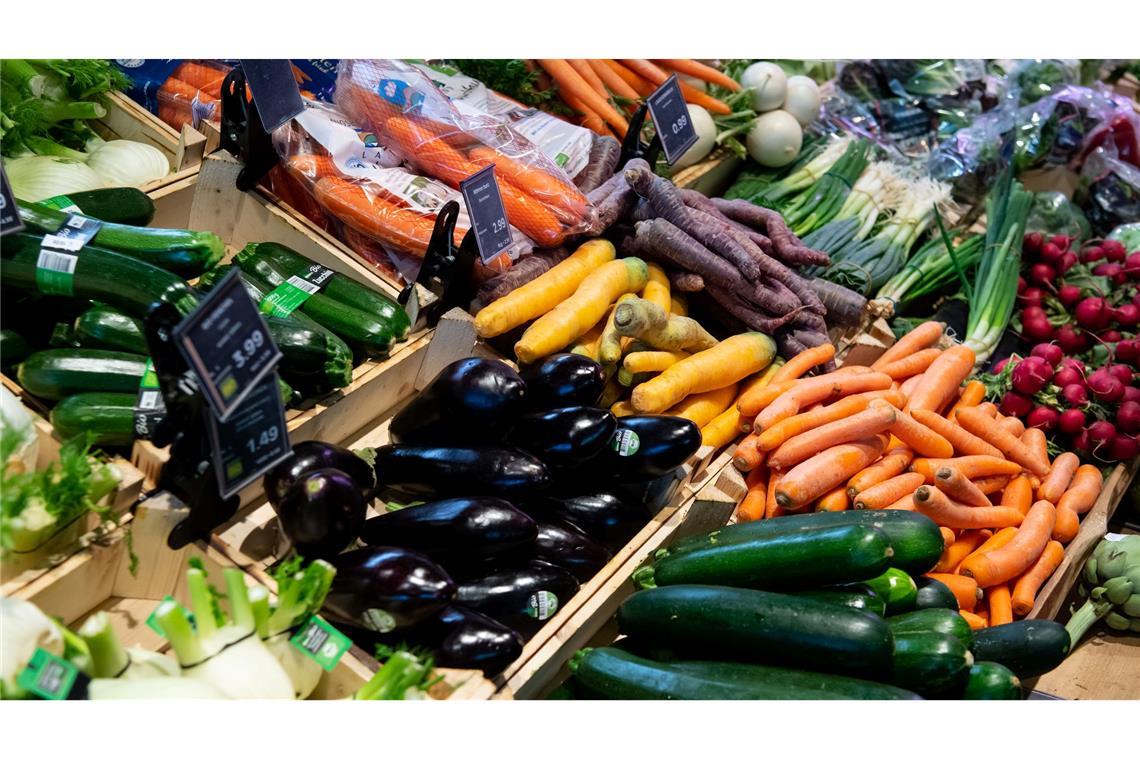 Der Bio-Markt kommt weiter in Schwung Gefragte Bio-Lebensmittel: "Nach dem Rückgang 2022 und der Stagnation 2023 zeigt sich 2024 eine Aufwärtsentwicklung", berichtet der Bauernverband.