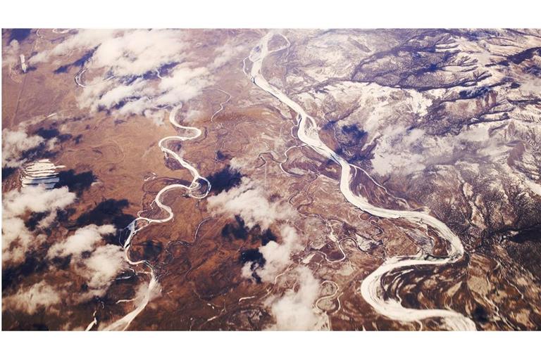 Gefrorene Tundra in Sibirien: Ist der Boden einmal getaut, lässt sich die Zersetzung des Kohlenstoffs darin nicht aufhalten, selbst wenn sich die globale Temperatur stabilisiert.