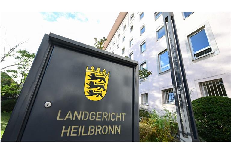 Gegen den Verdächtigen wurde Anklage erhoben. (Symbolbild)