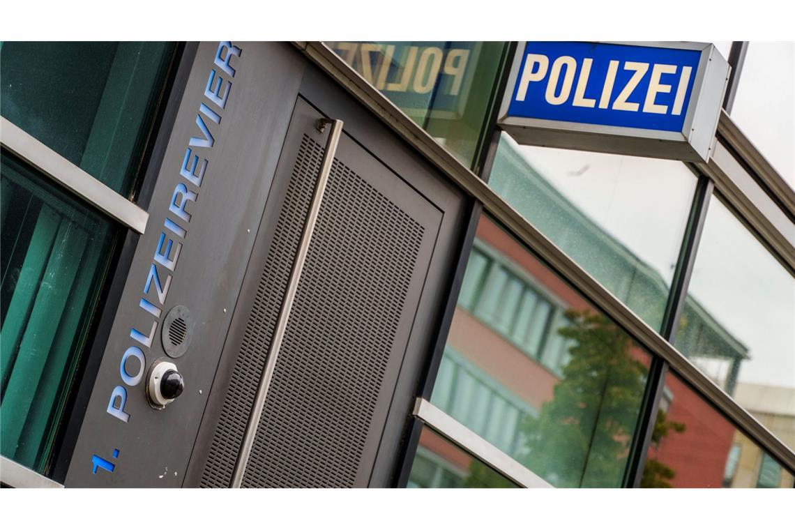 Gegen die Beamten laufen Disziplinarverfahren.
