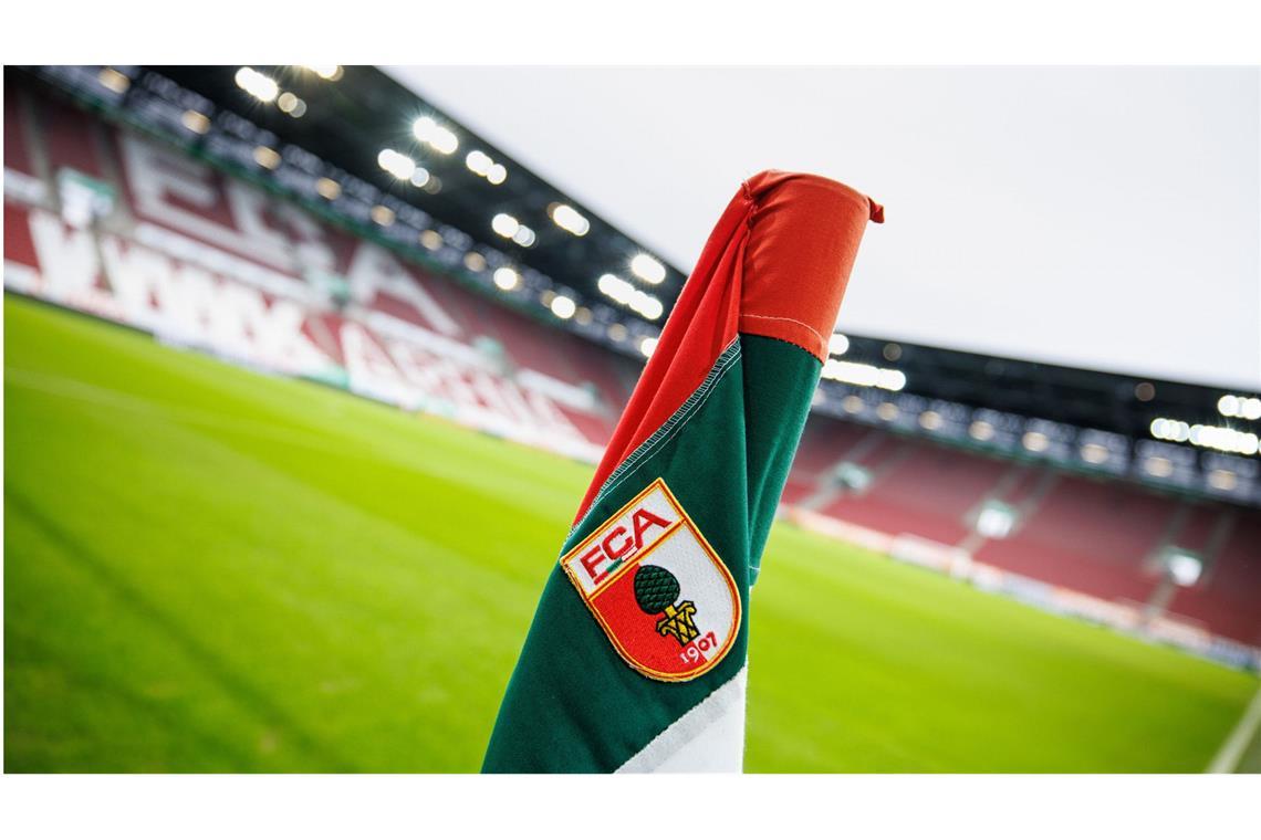 Ermittlungen gegen Profi des FC Augsburg Gegen einen Profi des FC Augsburg laufen Ermittlungen.
