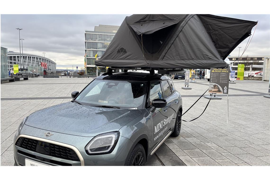 Ade Einheitslook – Das sind die ausgefallensten Camper der CMT Geht auch: Zelten auf dem Mini.