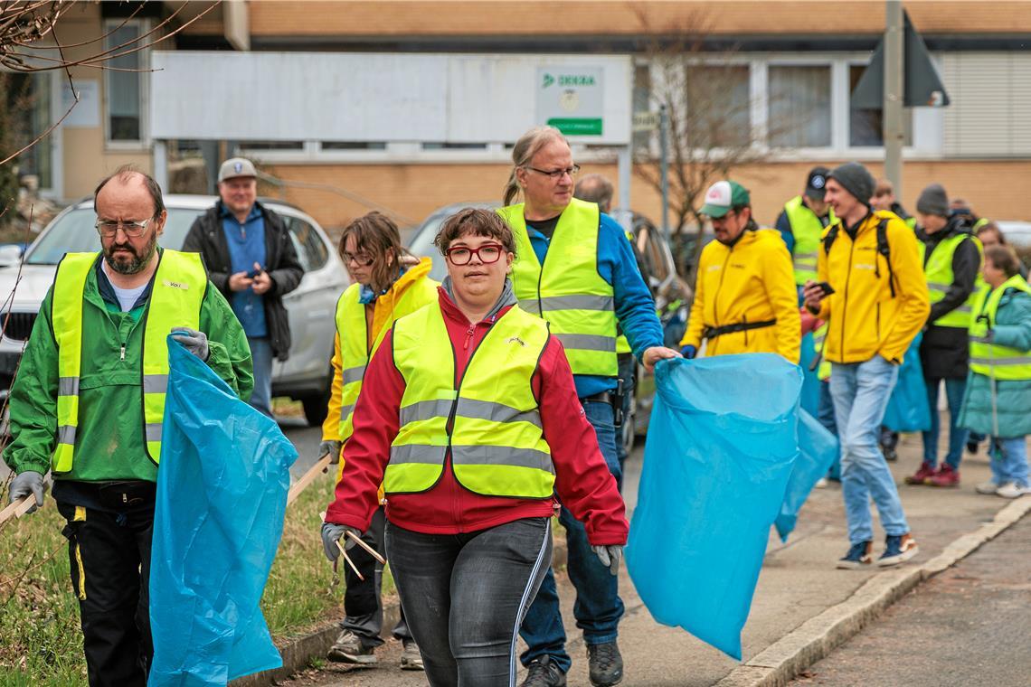 Gemeinsam geht es mit 15 Beschäftigten, die in Murrhardt bei den Backnanger Werkstätten der Paulinenpflege arbeiten, auf Tour.