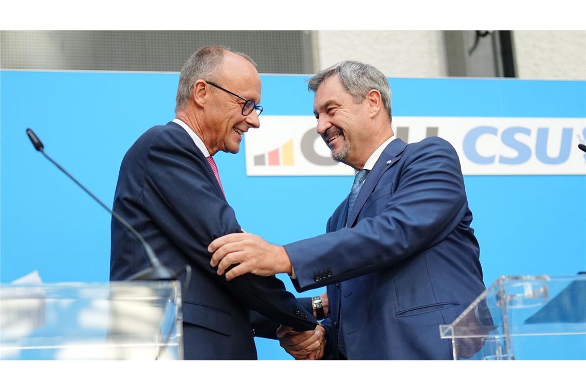 Elf Zitate: Was die deutsche Politik 2024 bewegte Gemeinsam rocken? Der CDU-Vorsitzende Friedrich Merz (l) und CSU-Chef Markus Söder. (Archivbild)