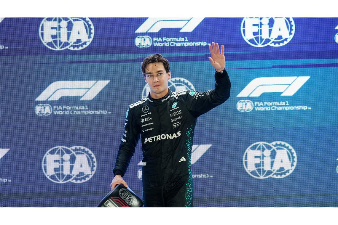 Russell mit Rekordrunde zur Pole Position in Singapur George Russell holte sich mit einem Streckenrekord die Pole Position.