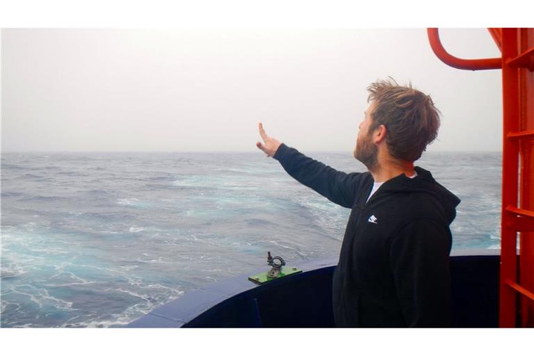 Geowissenschaftler Klages ist immer noch erstaunt und froh, dass die Flaschenpost die lange Reise überstand und gefunden wurde.