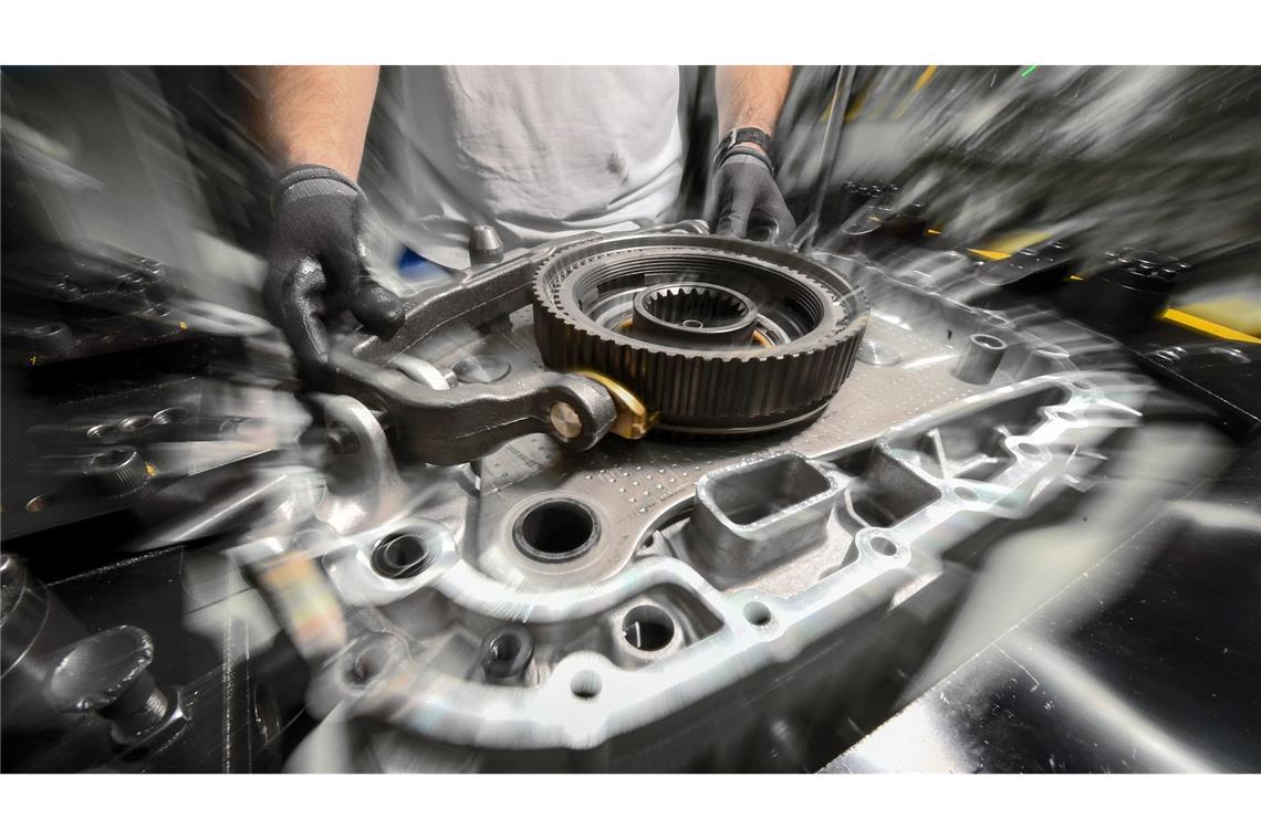 Jobabbau in der Industrie: Ifo erwartet mehr Arbeitslose Gerade in der Industrie werden laut Ifo Jobs abgebaut. (Symbolbild)