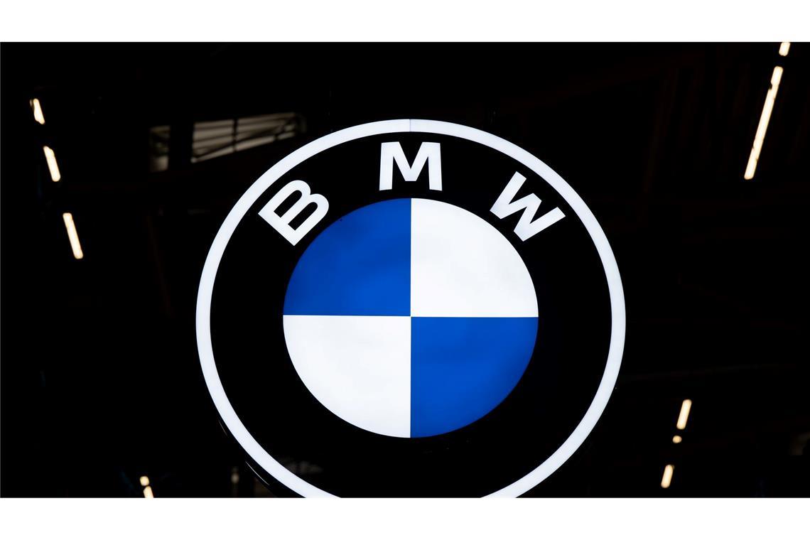 Gewinnwarnung bei BMW Gerade noch hat BMW steigende Absätze vermeldet, jetzt muss der Konzern seine Jahresprognose kappen.