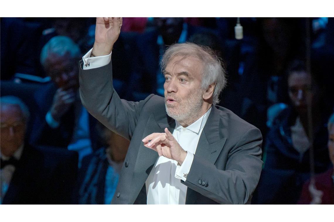 Konzert von Putin-Freund Gergijew in Italien abgesagt Gergijew, der zusätzlich zum Mariinski-Theater in St. Petersburg seit 2023 auch das renommierte Bolschoi-Theater in Moskau leitet, gilt seit Jahren als prominenter Unterstützer Putins. (Archivbild)