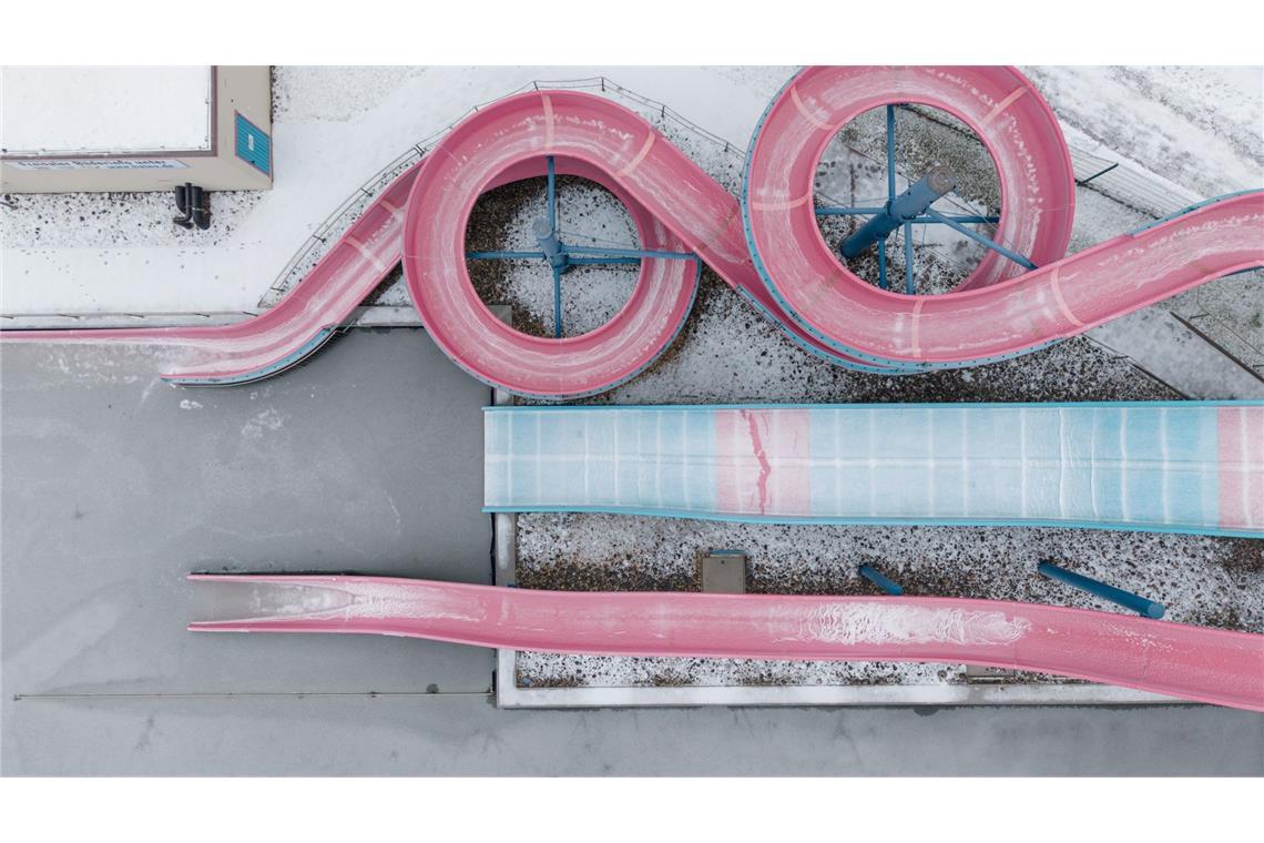 Geschlossenes Freibad von oben