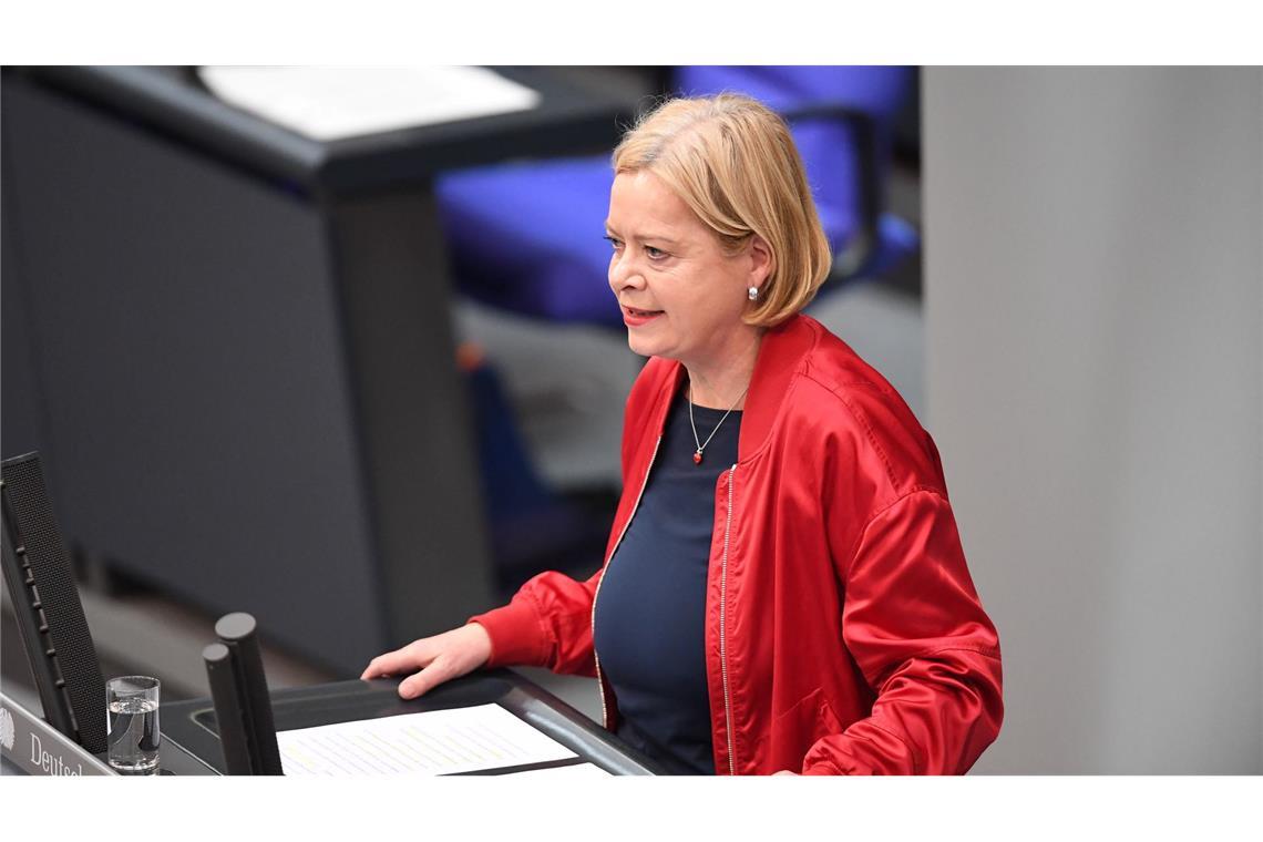 Wer will rein, wer geht? Der Bundestag formiert sich neu Gesine Lötzsch (Linke). (Archivbild)