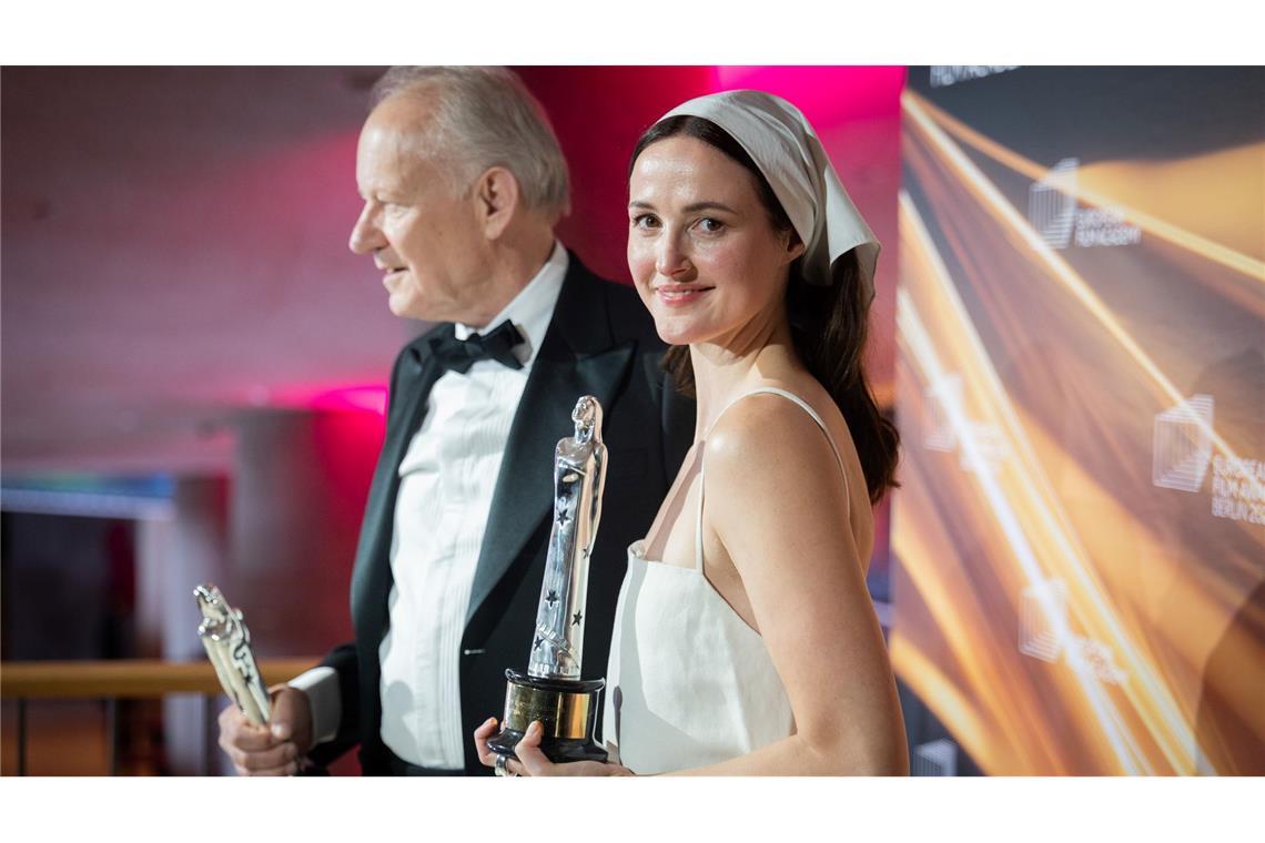 Gewannen beide Schauspielpreise: Renate Reinsve und Stellan Skarsgård.