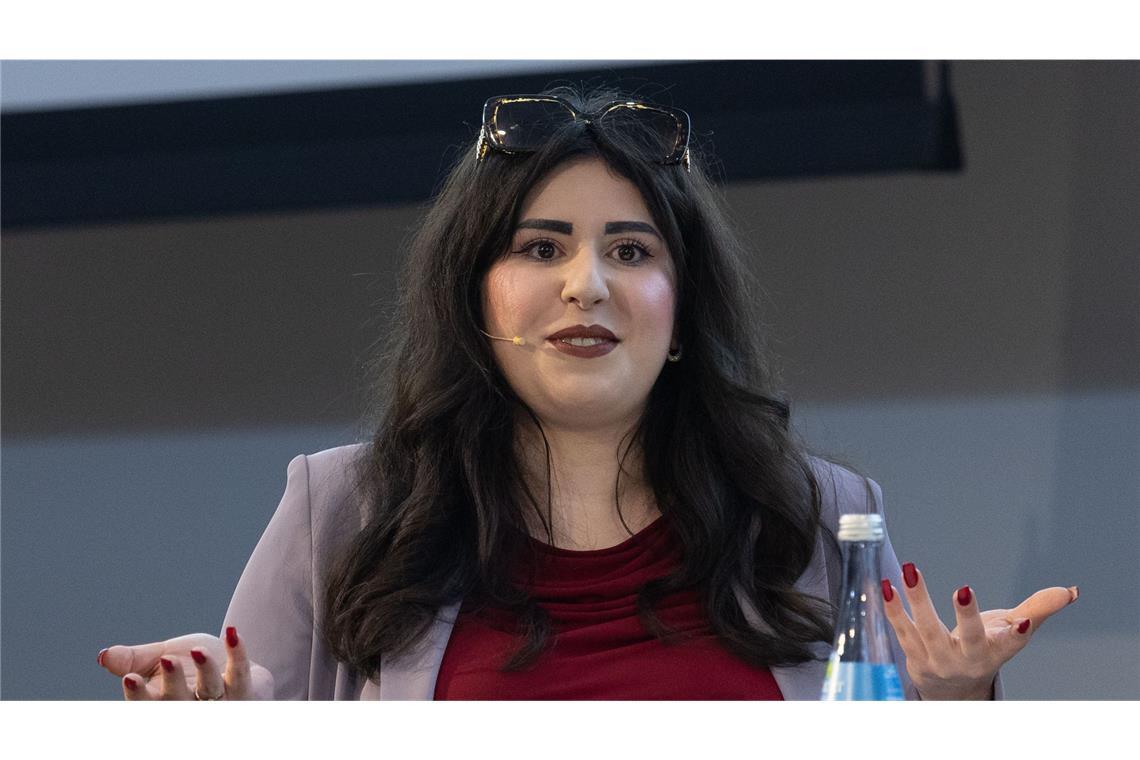 Ghazaei bei einer Podiumsdiskussion unserer Zeitung