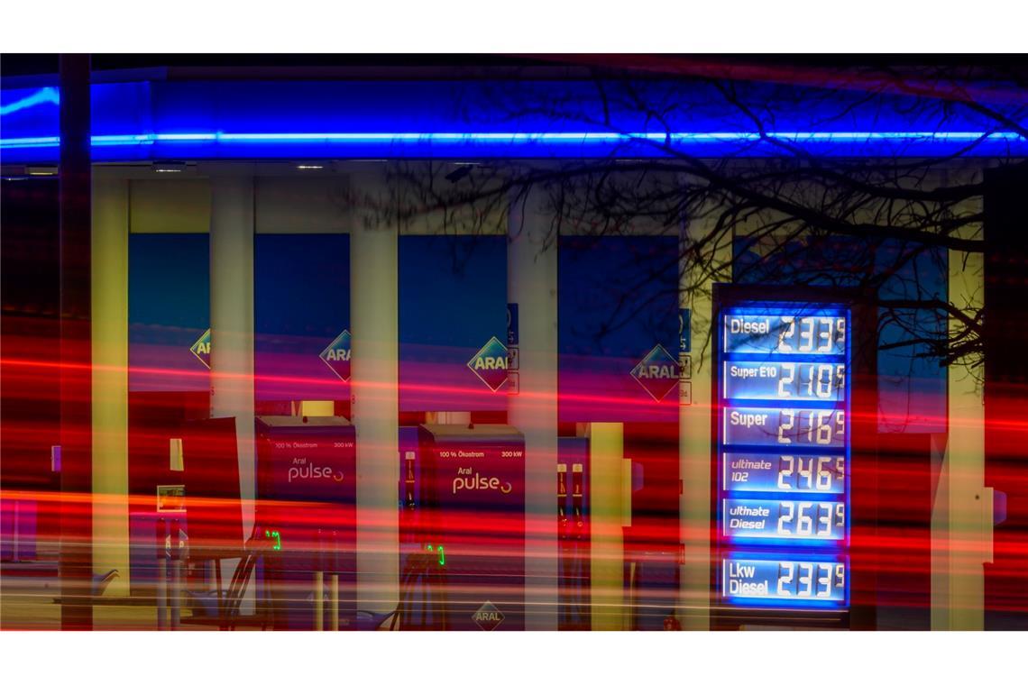 Gibt es um 12 Uhr einen Preissprung?