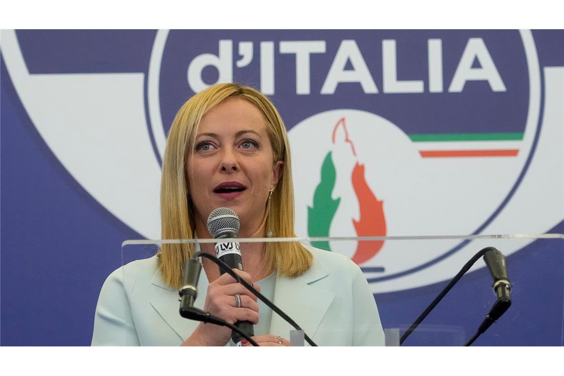 Meloni-Partei streitet über umstrittene Flamme in Logo Giorgia Meloni sagte vor wenigen Jahren, sie sei stolz auf die Flamme. (Archivbild)