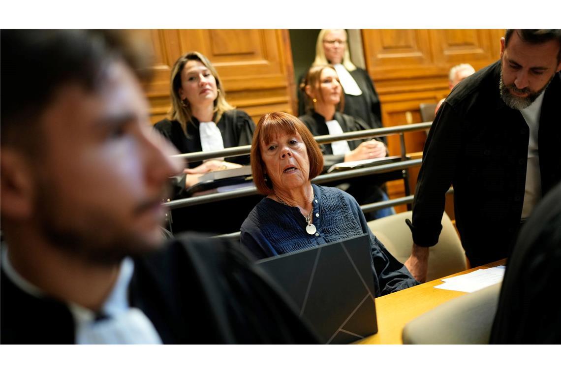 Berufungsprozess im Fall Pelicot in Frankreich gestartet Gisèle Pelicot hat darauf bestanden, dass der Prozess zu ihrem jahrelangen Missbrauch öffentlich geführt wird.