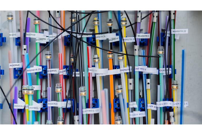 Glasfaser ermöglichen eine schnelle Datenübertragung. (Archivbild)