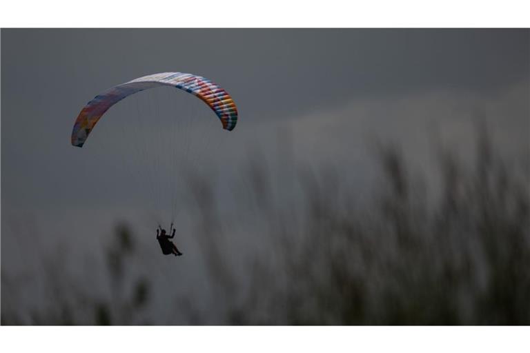 Gleitschirm-Unfall bei Waldstetten (Symbolbild)