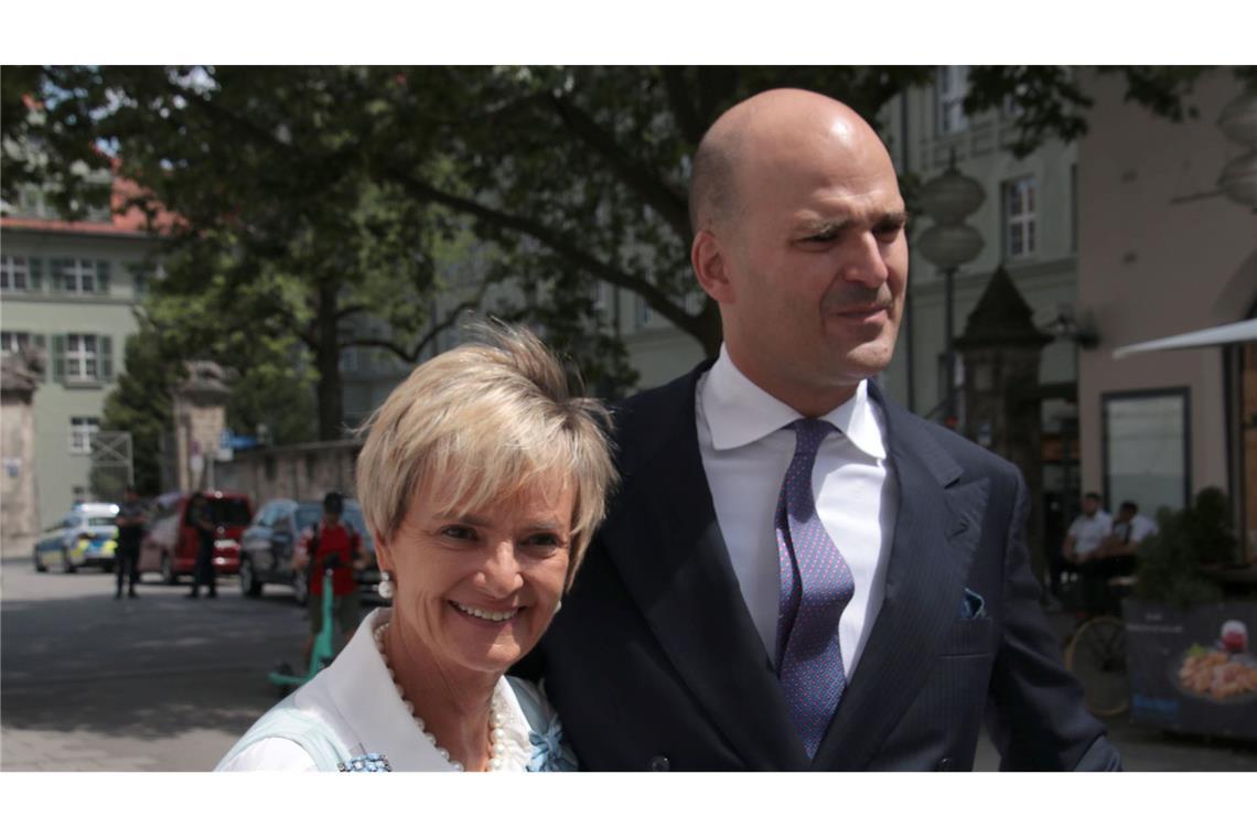 Streitbar wie eh und je: Gloria von Thurn und Taxis wird 65 Gloria von Thurn und Taxis mit ihrem Sohn Albert. (Archivbild)