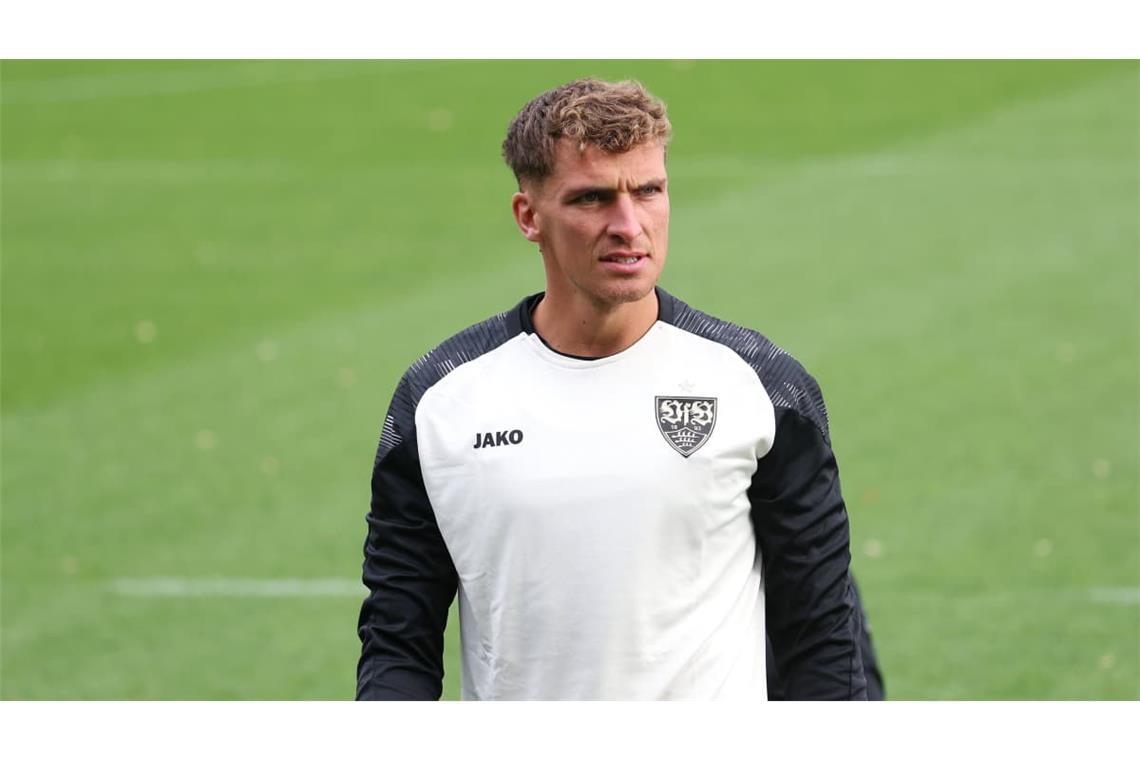 Grischa Prömel (Note 3,5): Leistete sich in der Anfangsphase ein paar schlampige Abspiele. Spielte zu häufig nur die einfachen Bälle. War aber läuferisch einer der Stärksten beim VfB. Doch es fehlte die übergeordnete Spielidee. Ist von seiner Gala-Form bei der TSG Hoffenheim noch etwas entfernt