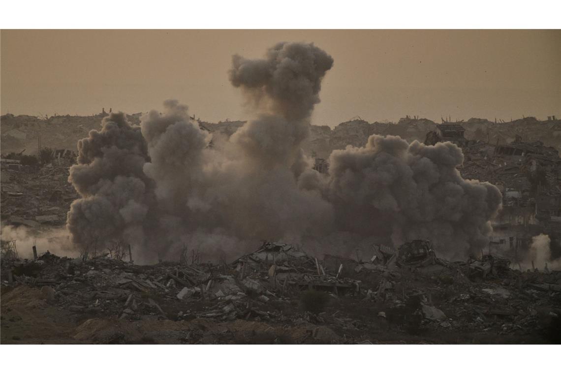 Netanjahu: Armee bleibt zunächst "tief im Gazastreifen" Große Teile des Gazastreifens sind verwüstet.
