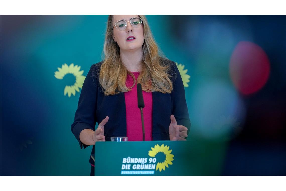 Mehrheit für Unions-Migrationsverschärfungen auf der Kippe Grünen-Fraktionschefin Dröge geht auf Konfrontationskurs zu Merz.