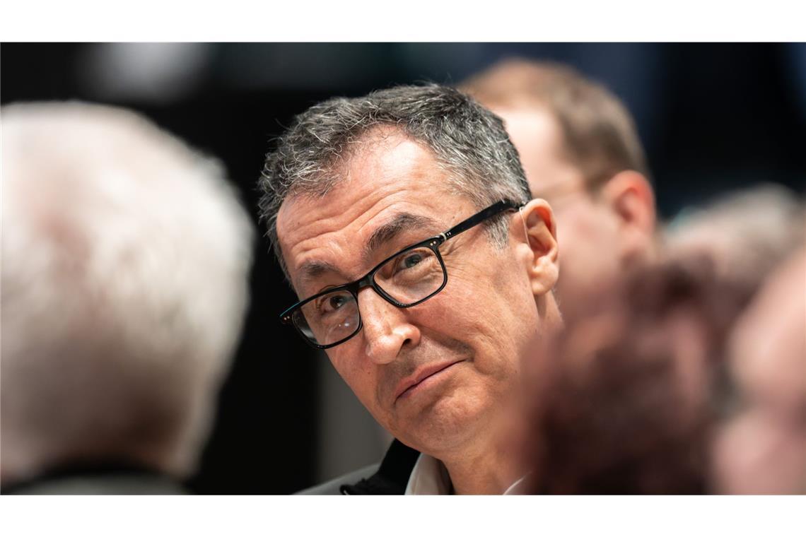 Grünen-Spitzenkandidat Cem Özdemir hat seine Wahlkampagne gegen Kritik verteidigt. (Archivbild)