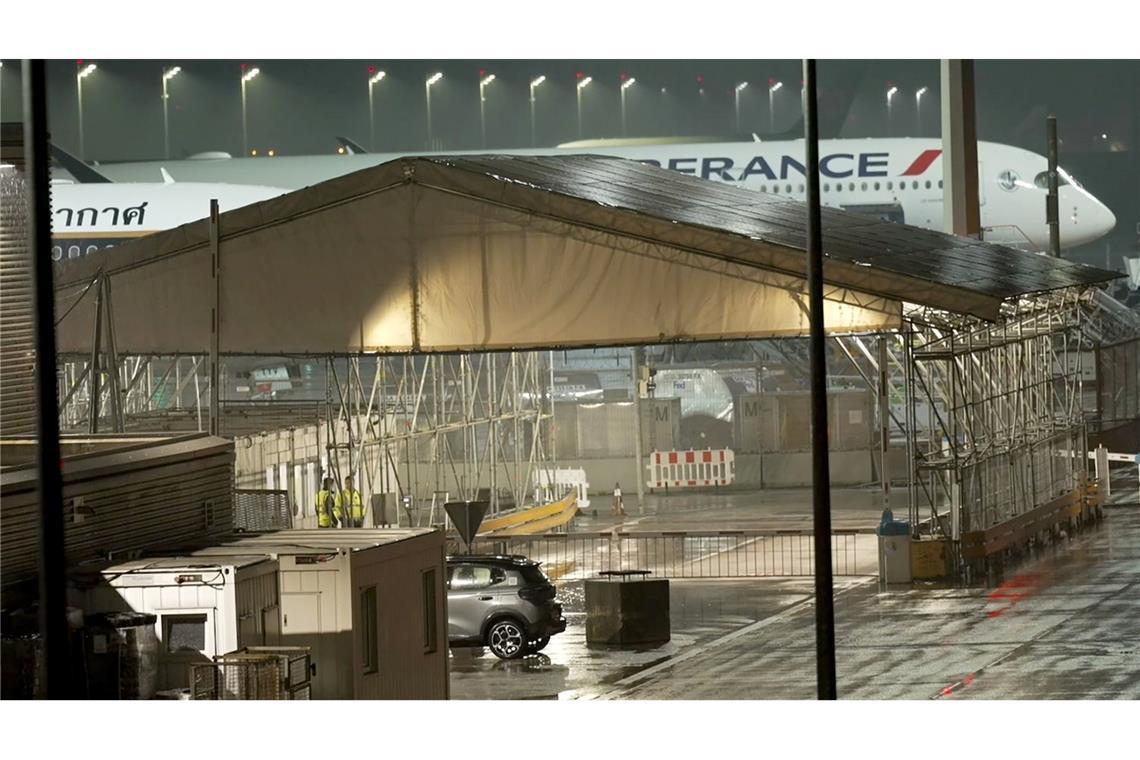 Grund für die Umleitung war laut Airline Brandgeruch im Cockpit.