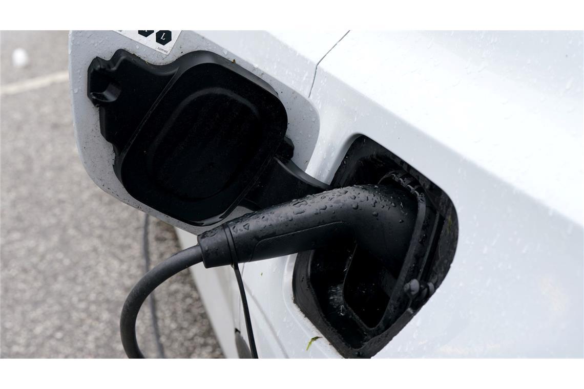 ADAC erwartet steigende Zulassungszahlen bei E-Autos Günstiger Ladestrom ist ein wichtiger Aspekt bei der E-Mobilität.